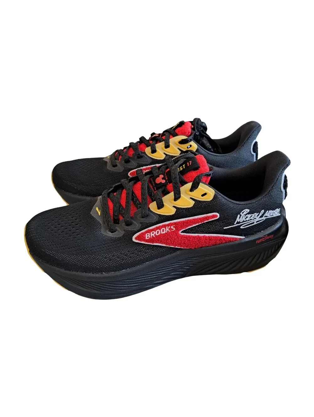 Brooks Ghost 17 run Disney Mickey Mouse Women's Size 8 or 9.5 Sneakers NEW